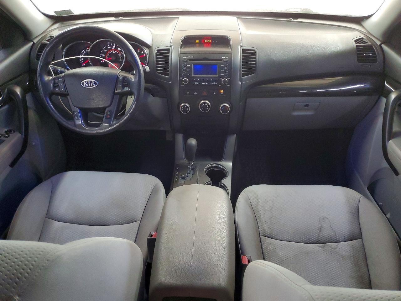 2011 KIA SORENTO