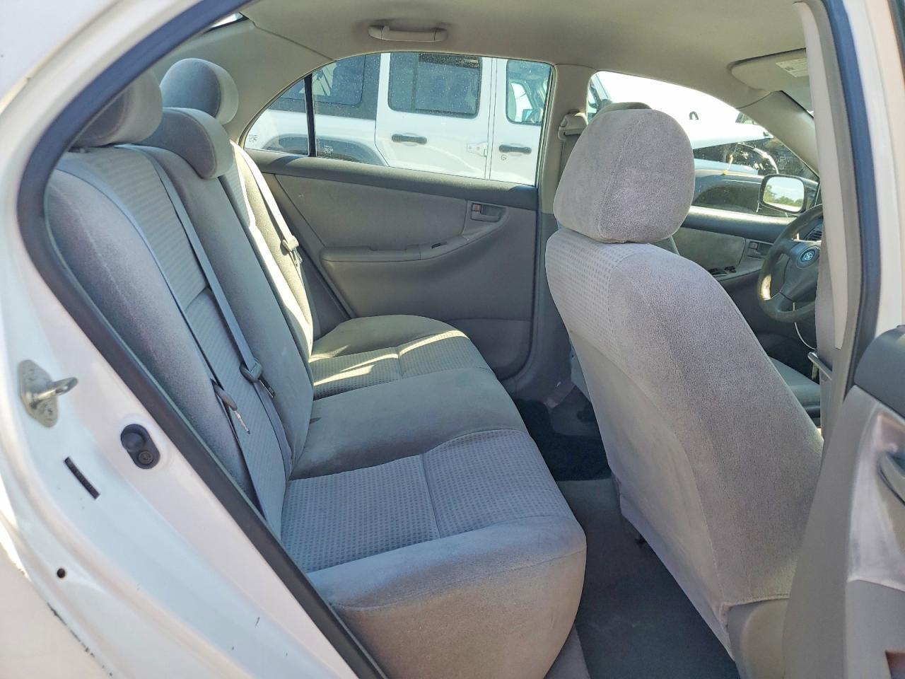 2005 TOYOTA COROLLA