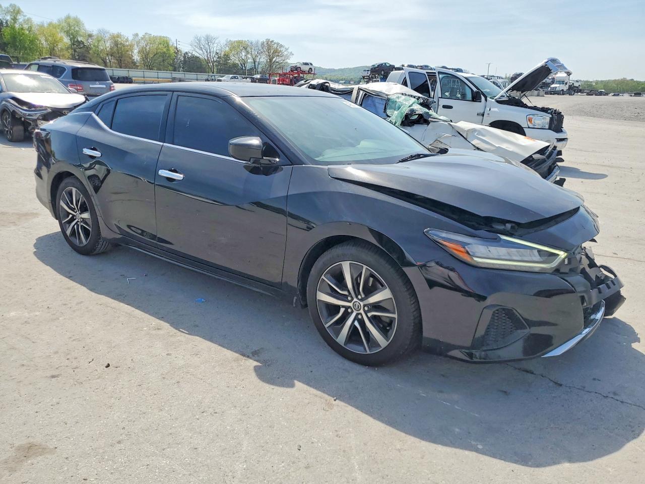 2019 NISSAN Maxima