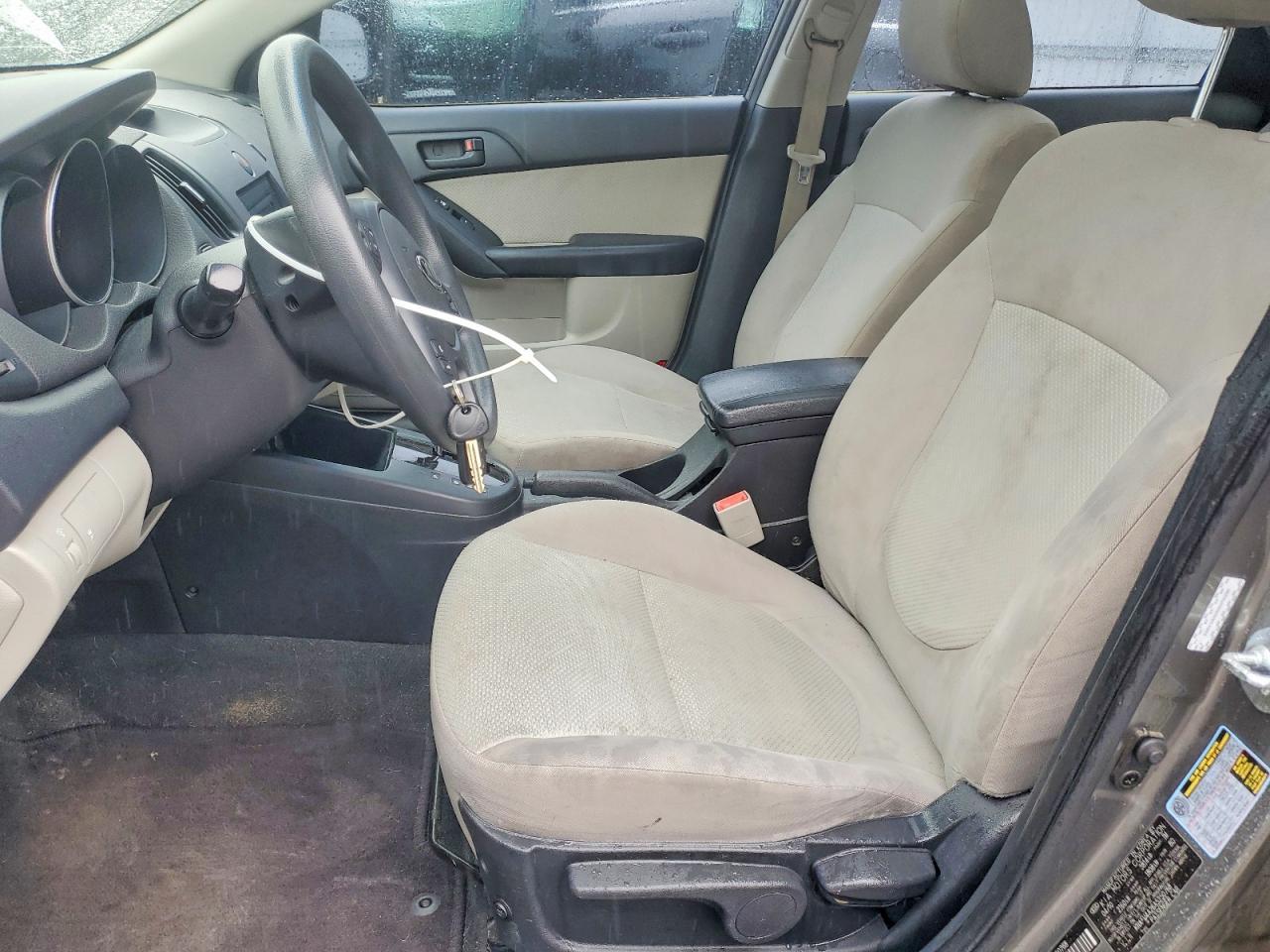 2010 KIA FORTE