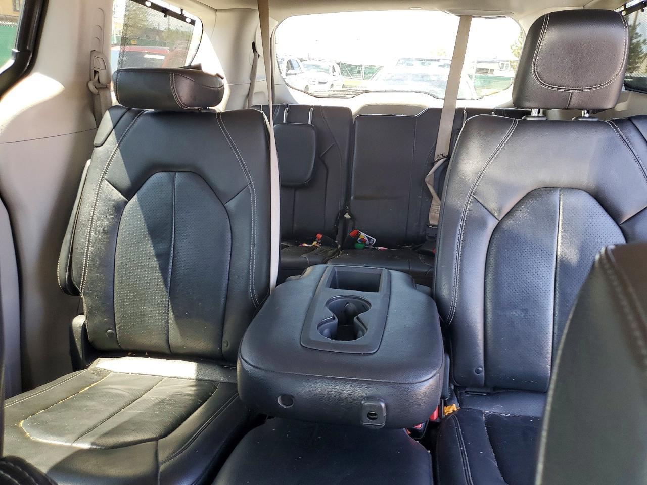 2022 CHRYSLER Pacifica