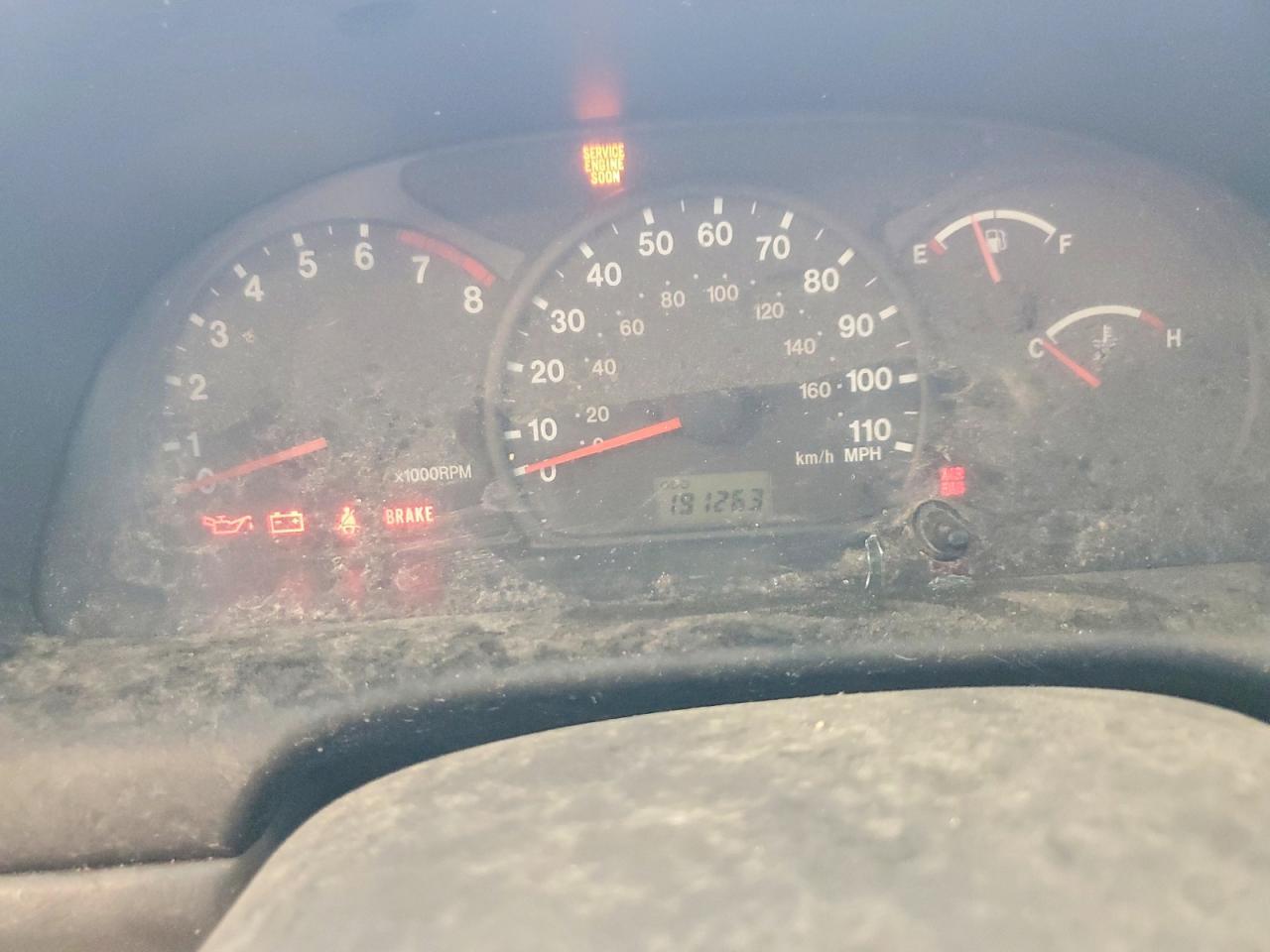 2002 SUZUKI Xl-7