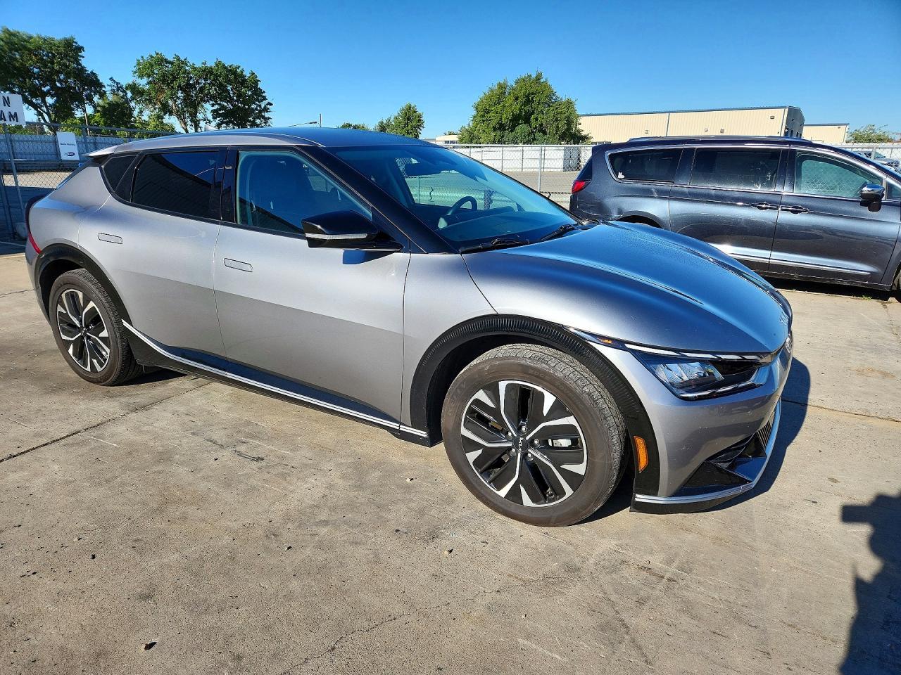 2023 KIA EV6