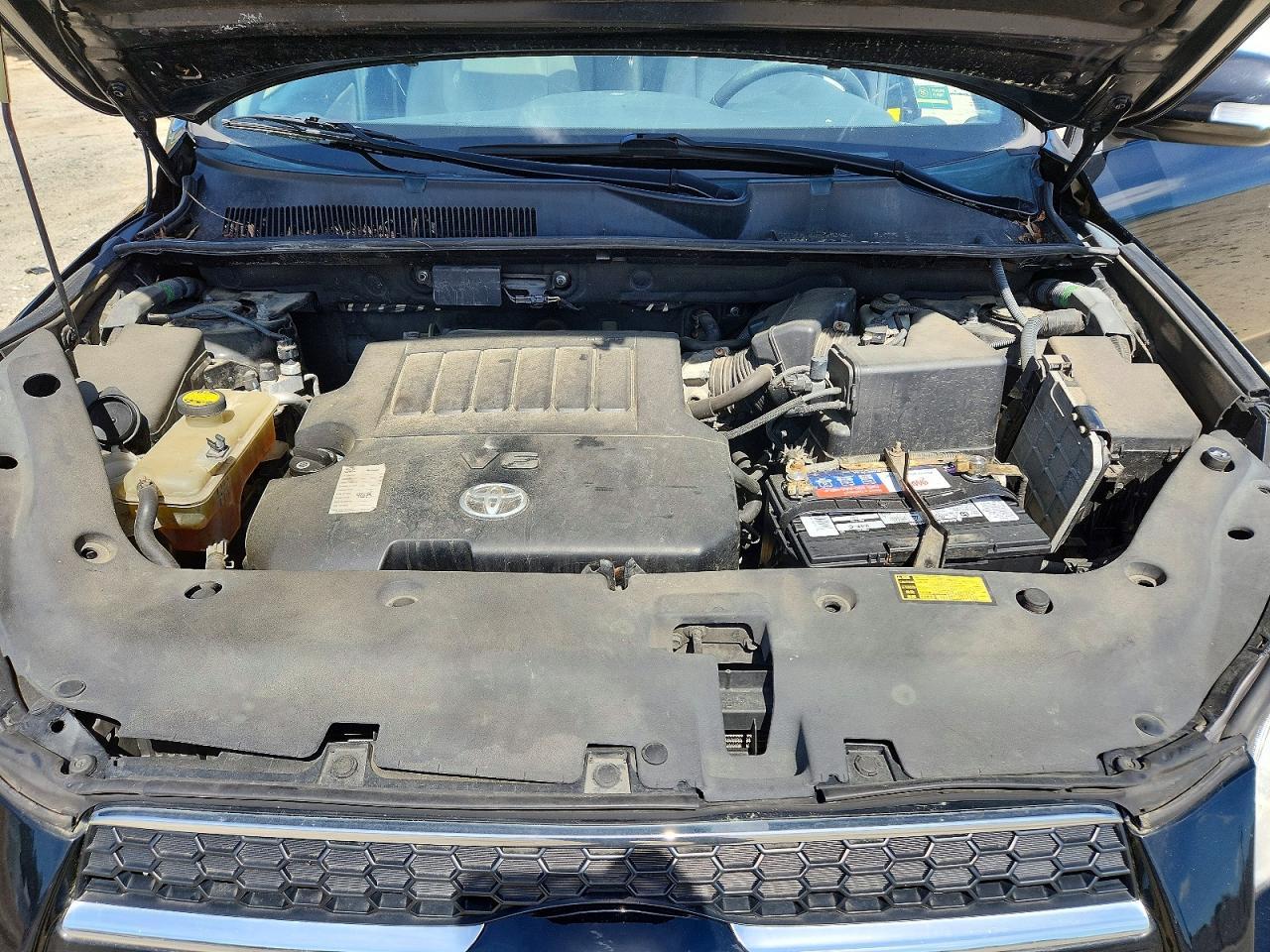 2010 TOYOTA RAV4