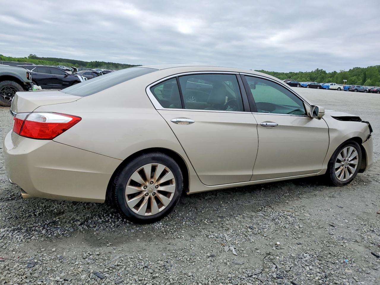 2015 HONDA ACCORD