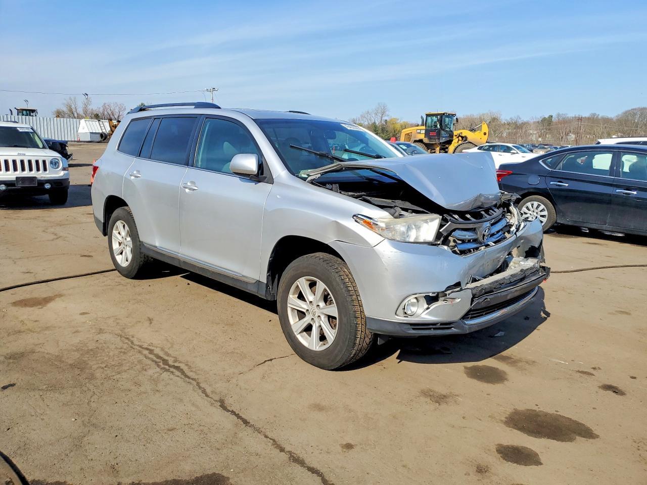 2013 TOYOTA HIGHLANDER