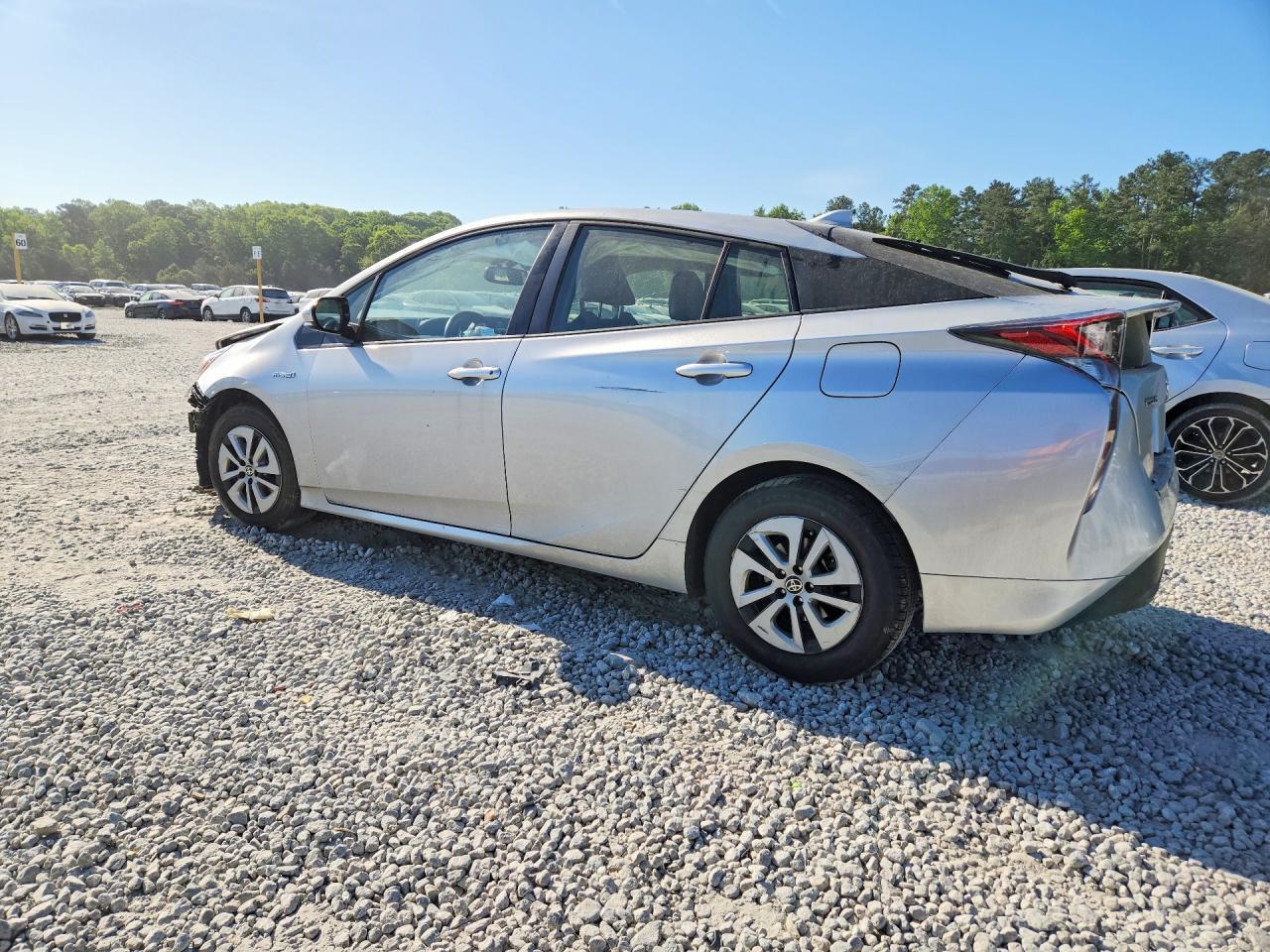 2016 TOYOTA PRIUS