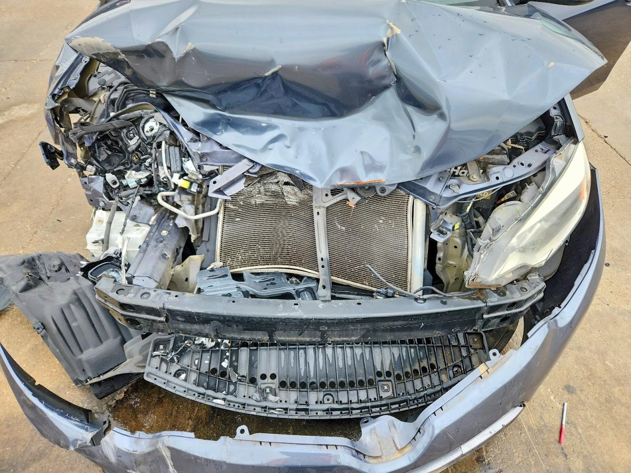 2015 TOYOTA COROLLA