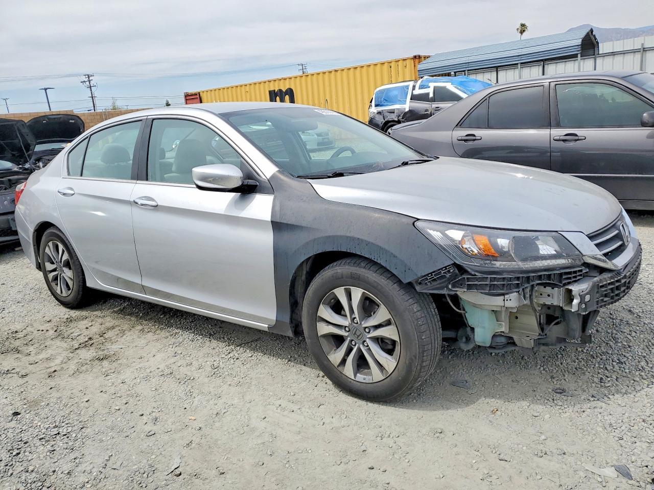 2015 HONDA ACCORD