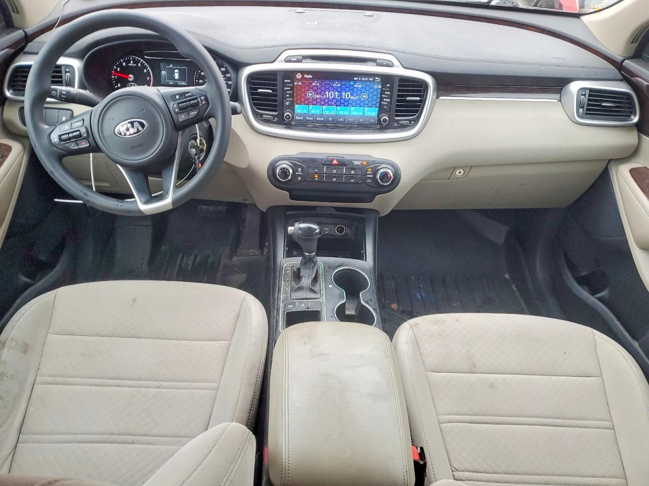 2017 KIA SORENTO