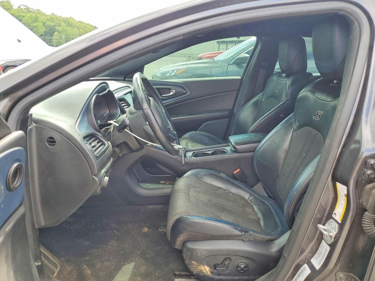 2015 CHRYSLER 200