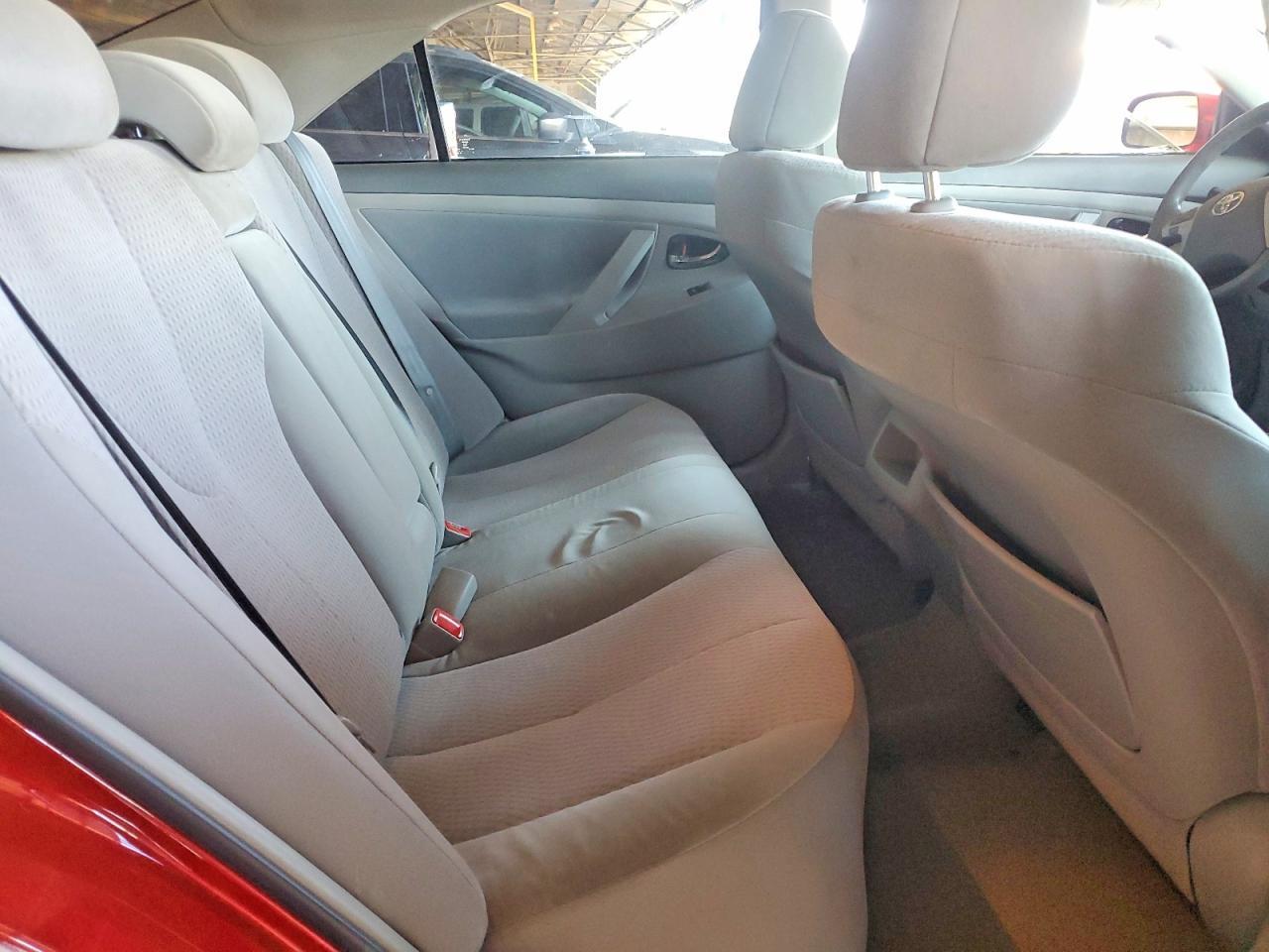 2010 TOYOTA CAMRY