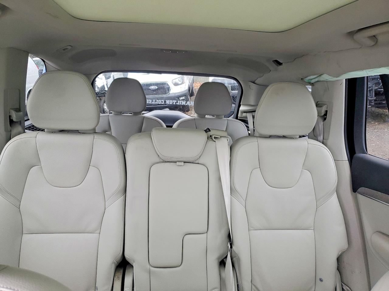 2024 VOLVO XC90