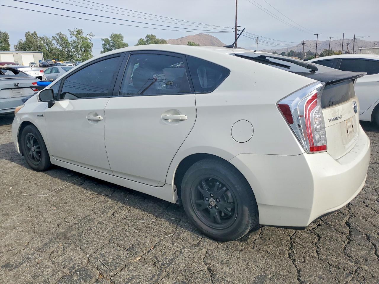 2014 TOYOTA PRIUS