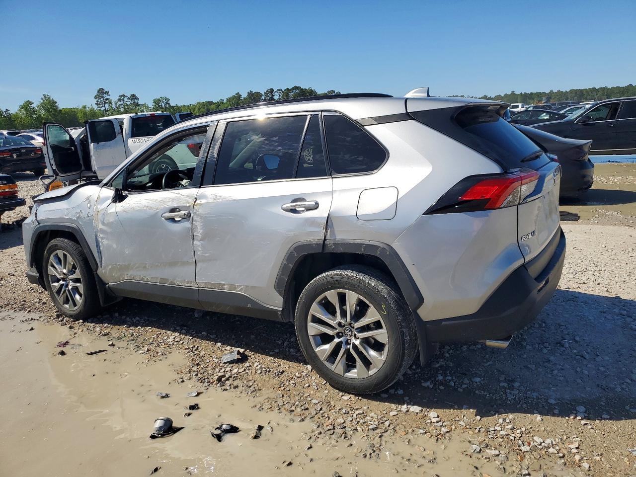 2019 TOYOTA RAV4