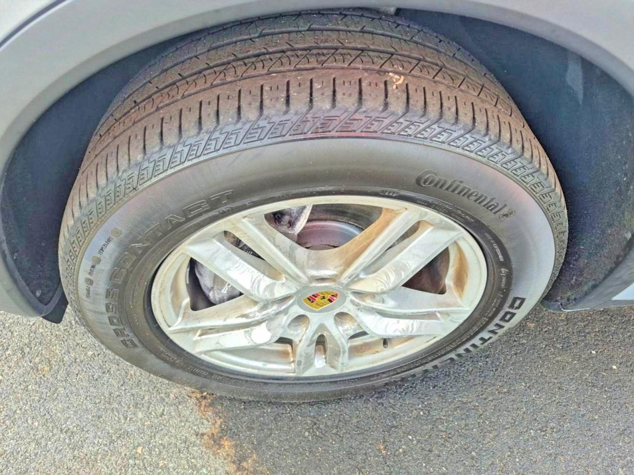 2016 PORSCHE CAYENNE