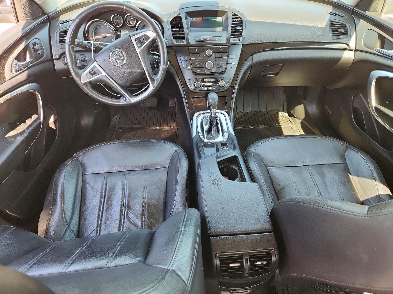 2011 BUICK Regal
