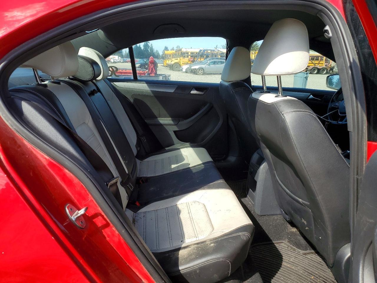 2016 VOLKSWAGEN JETTA