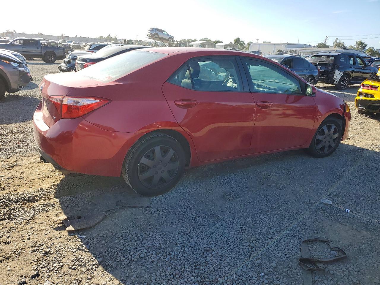 2018 TOYOTA COROLLA