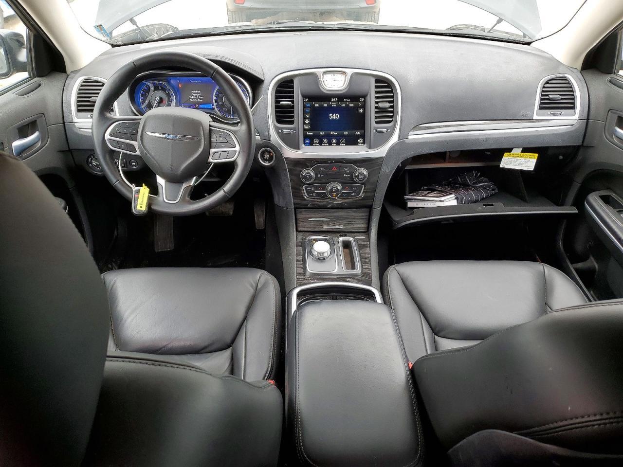 2022 CHRYSLER 300