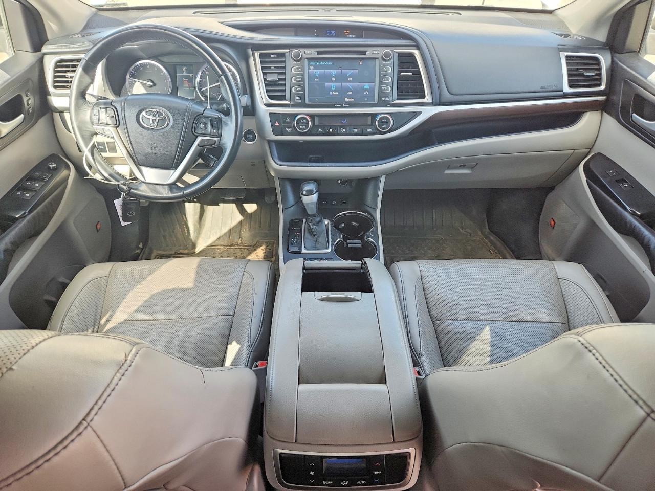 2014 TOYOTA HIGHLANDER