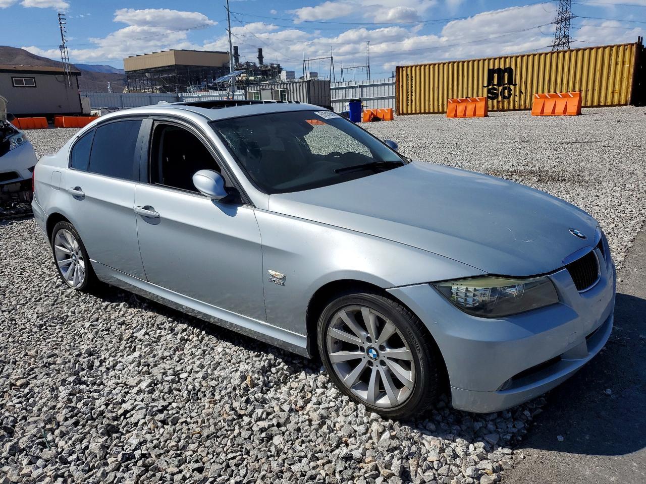 2011 BMW 3 SERIES