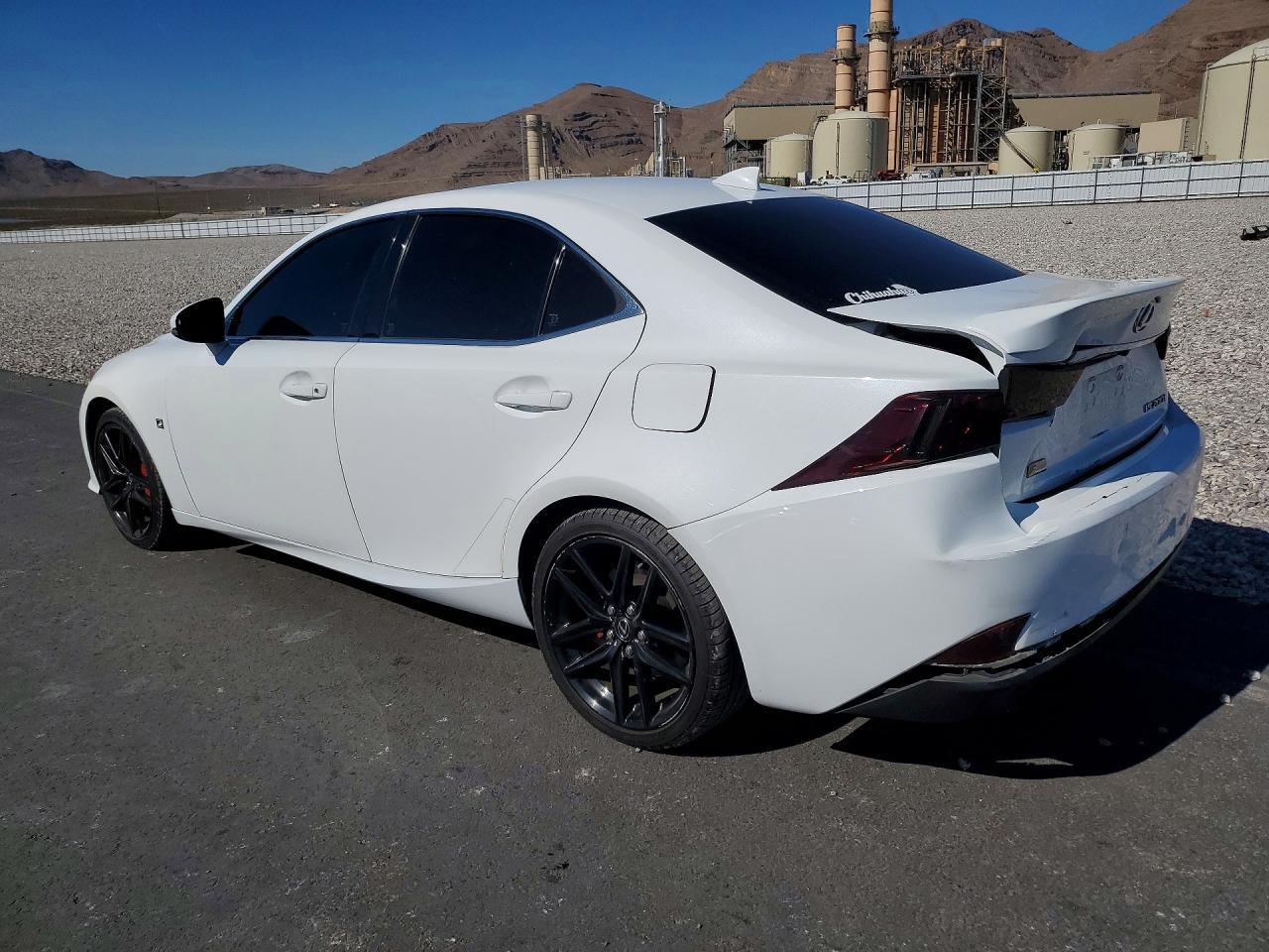 2016 LEXUS IS 200t