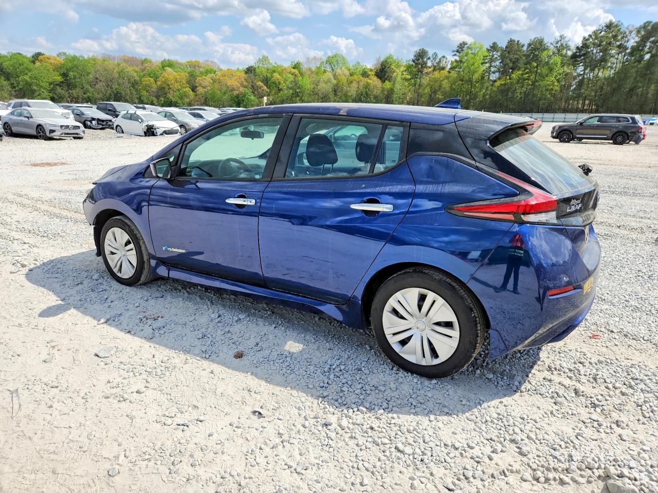 2018 NISSAN LEAF