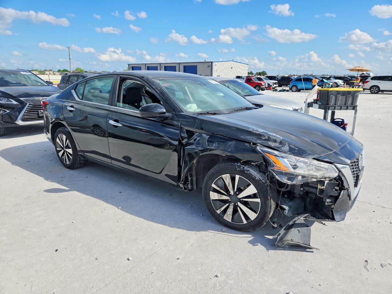 2022 NISSAN ALTIMA