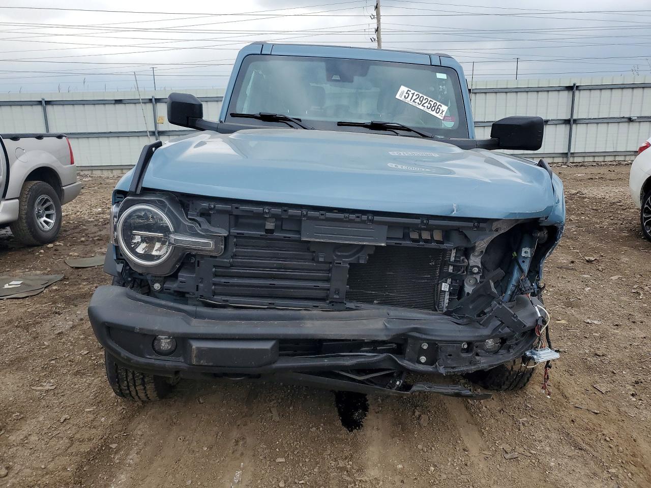 2023 FORD Bronco