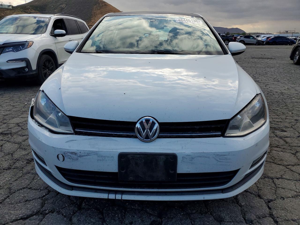 2017 VOLKSWAGEN GOLF