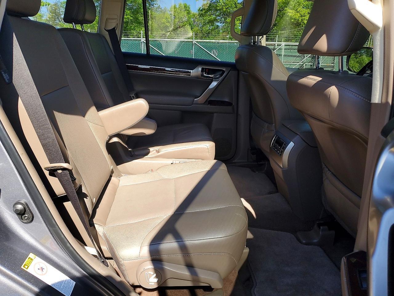 2017 LEXUS GX 460