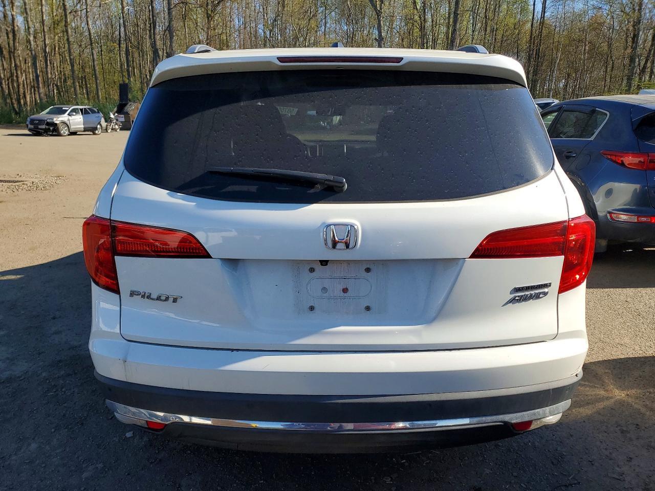 2017 HONDA PILOT