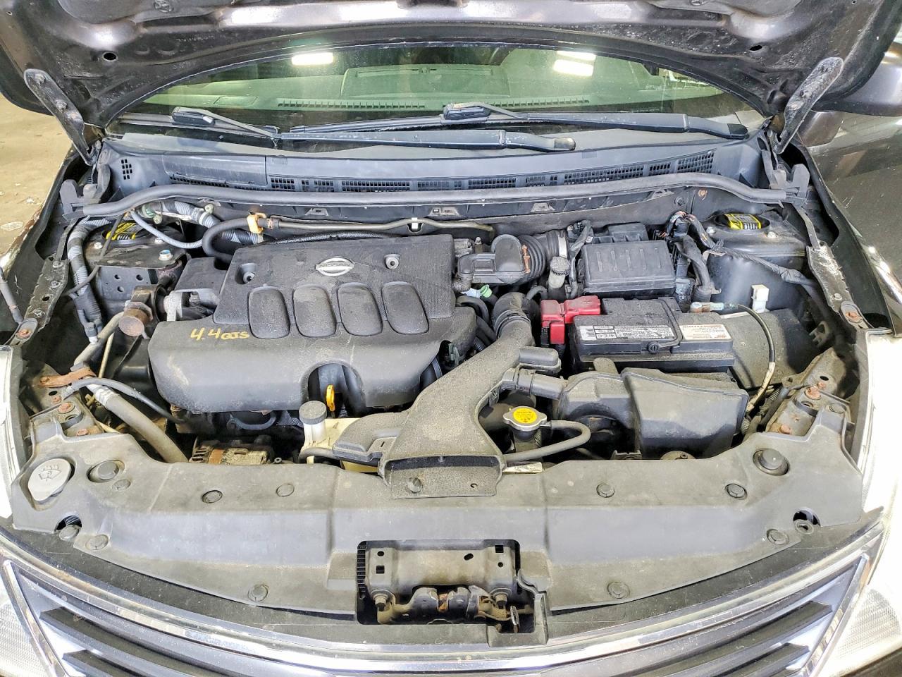 2010 NISSAN VERSA