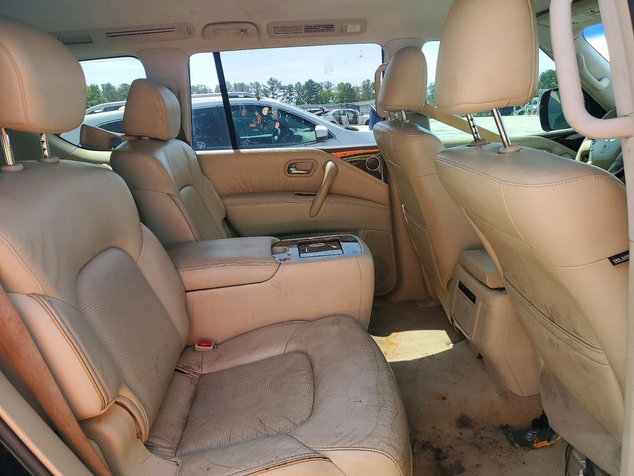 2016 INFINITI QX80
