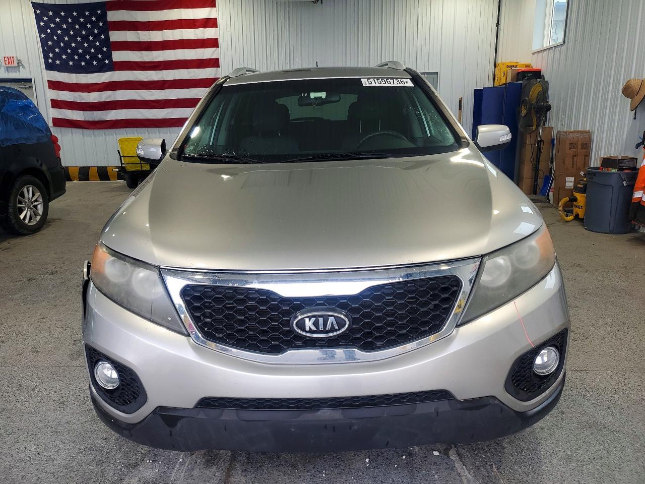 2013 KIA SORENTO