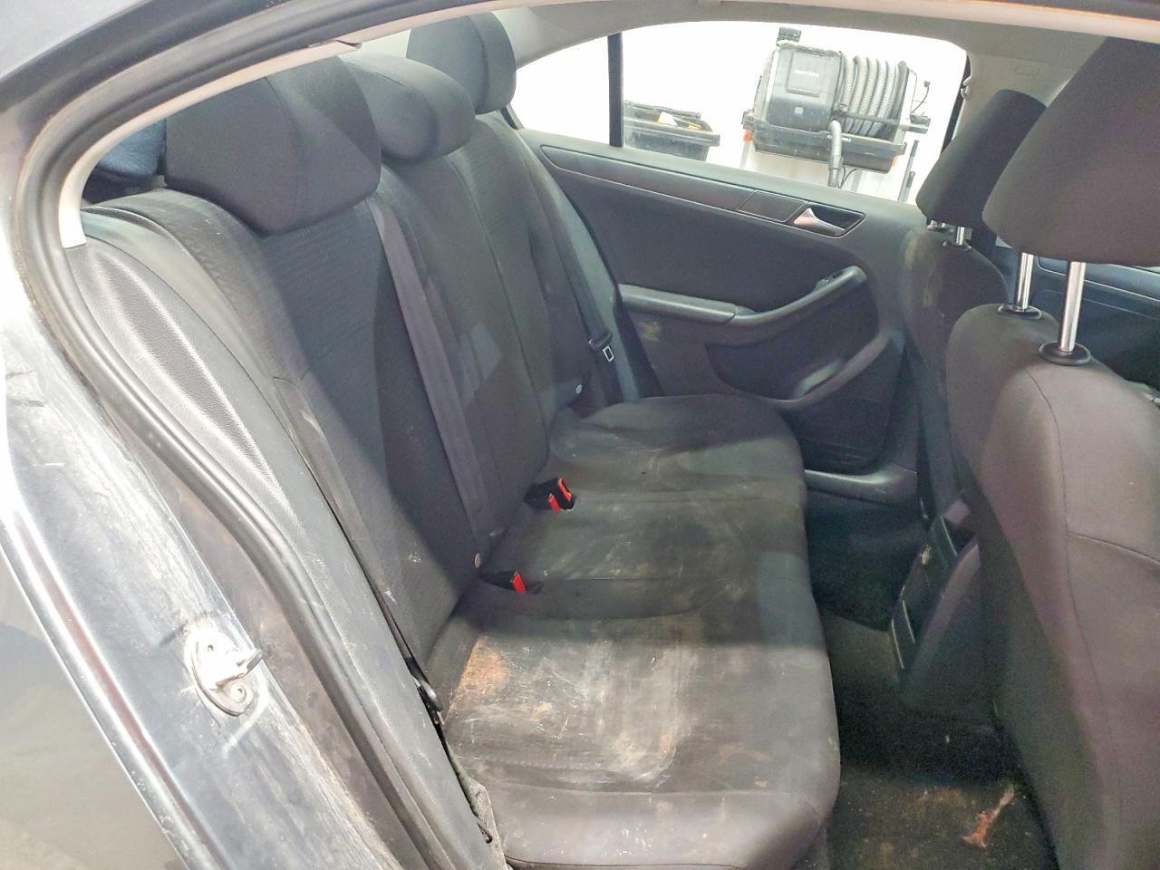 2016 VOLKSWAGEN JETTA
