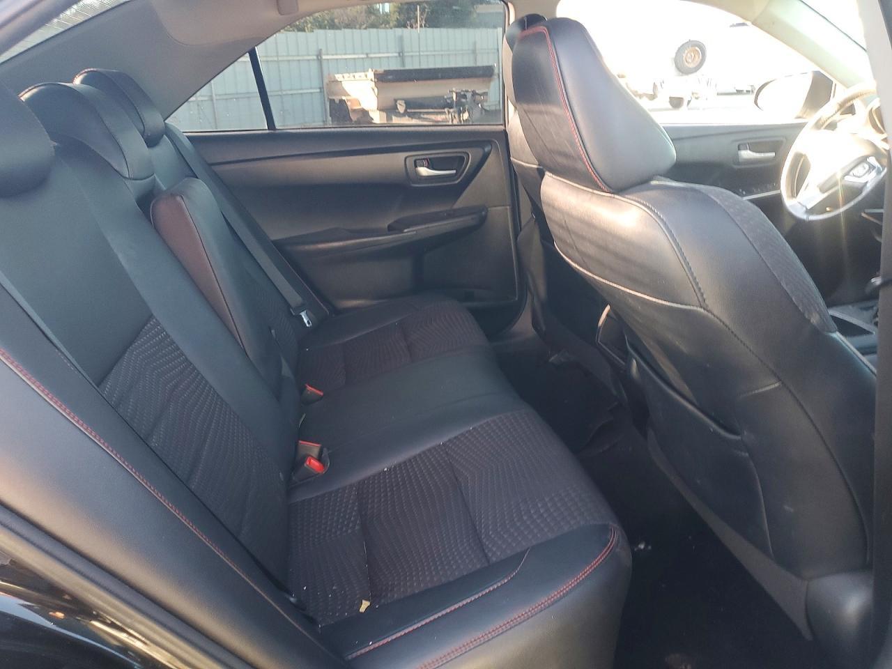 2015 TOYOTA CAMRY