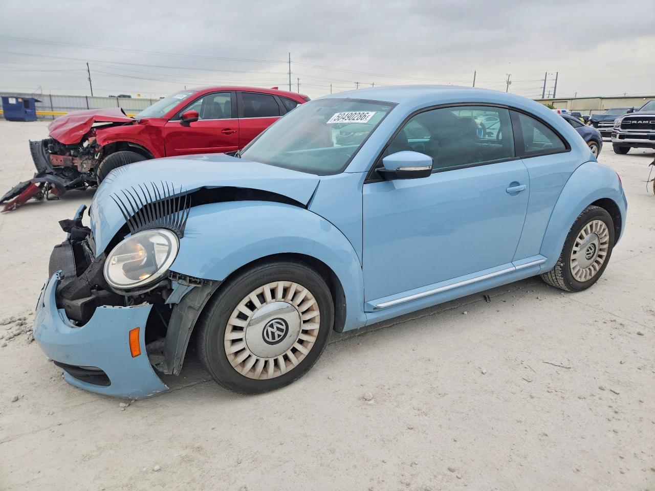 2013 VOLKSWAGEN Beetle