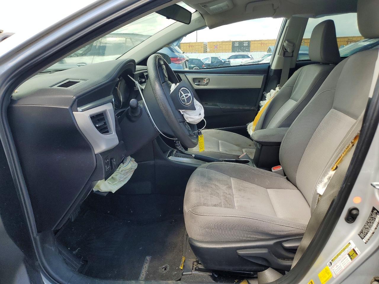 2015 TOYOTA COROLLA