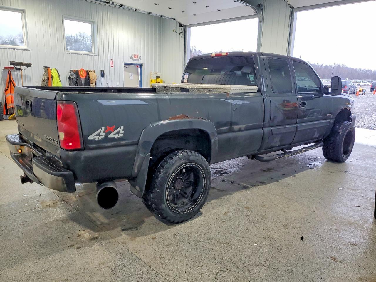 2004 CHEVROLET Silverado 2500