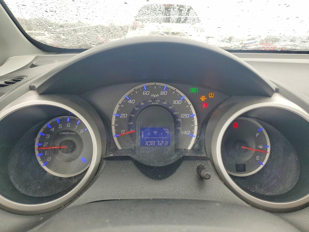 2011 HONDA FIT