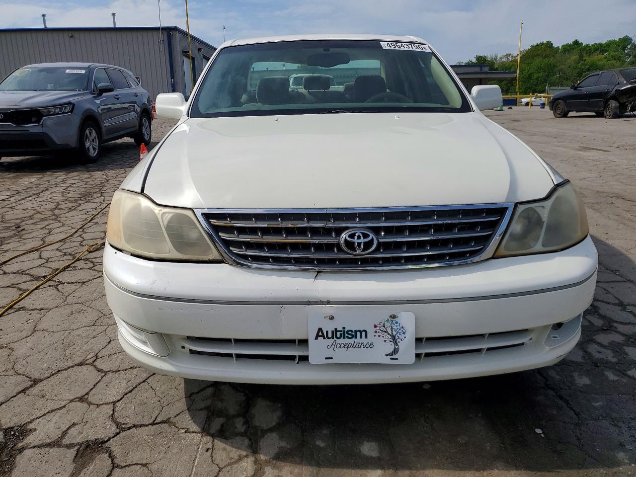 2003 TOYOTA Avalon