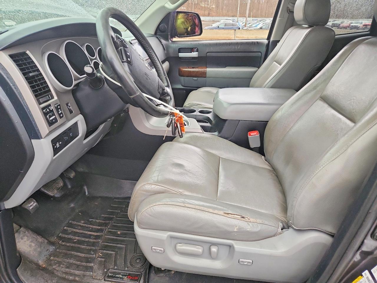 2013 TOYOTA TUNDRA