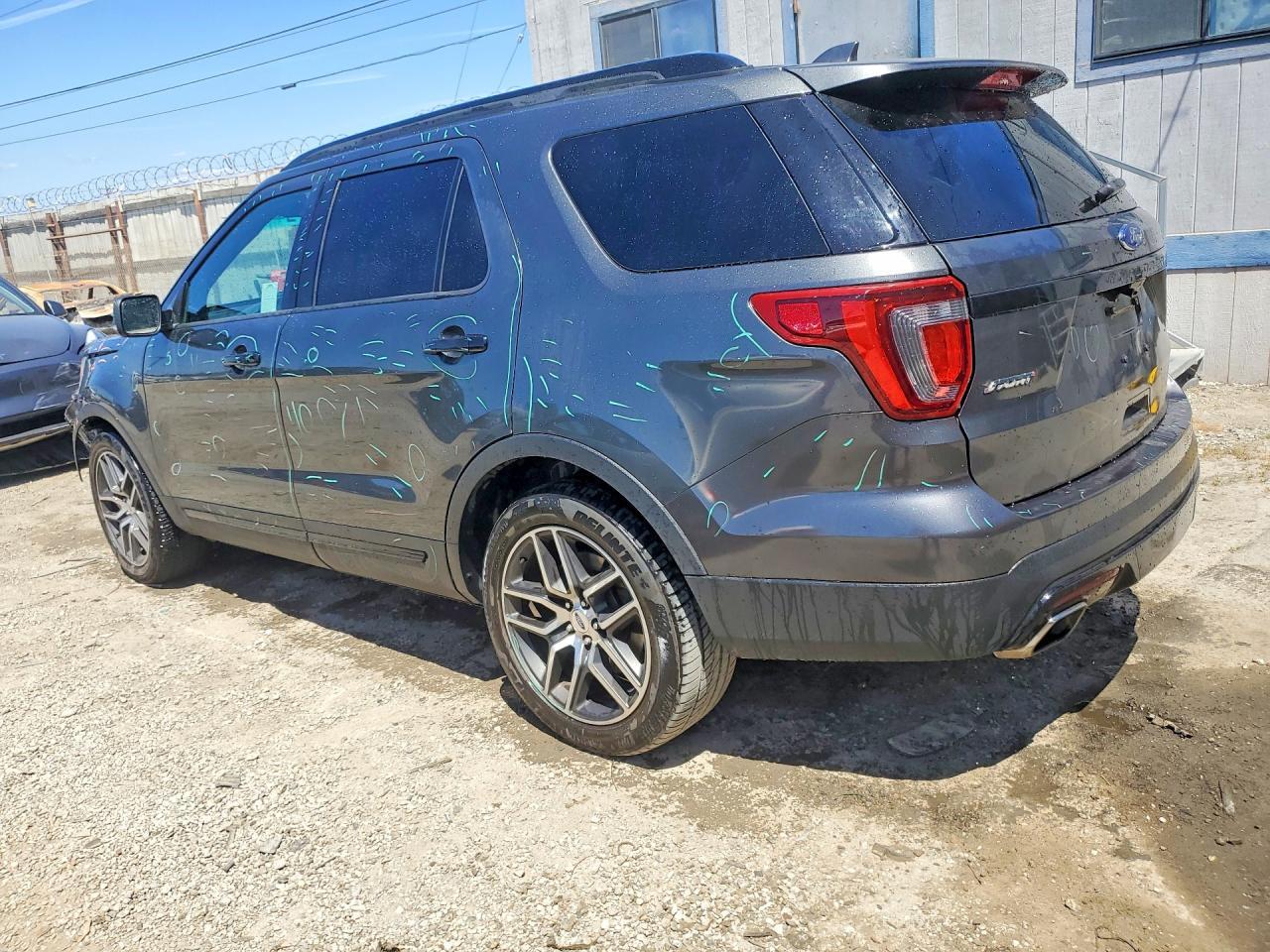 2017 FORD Explorer Sport Trac
