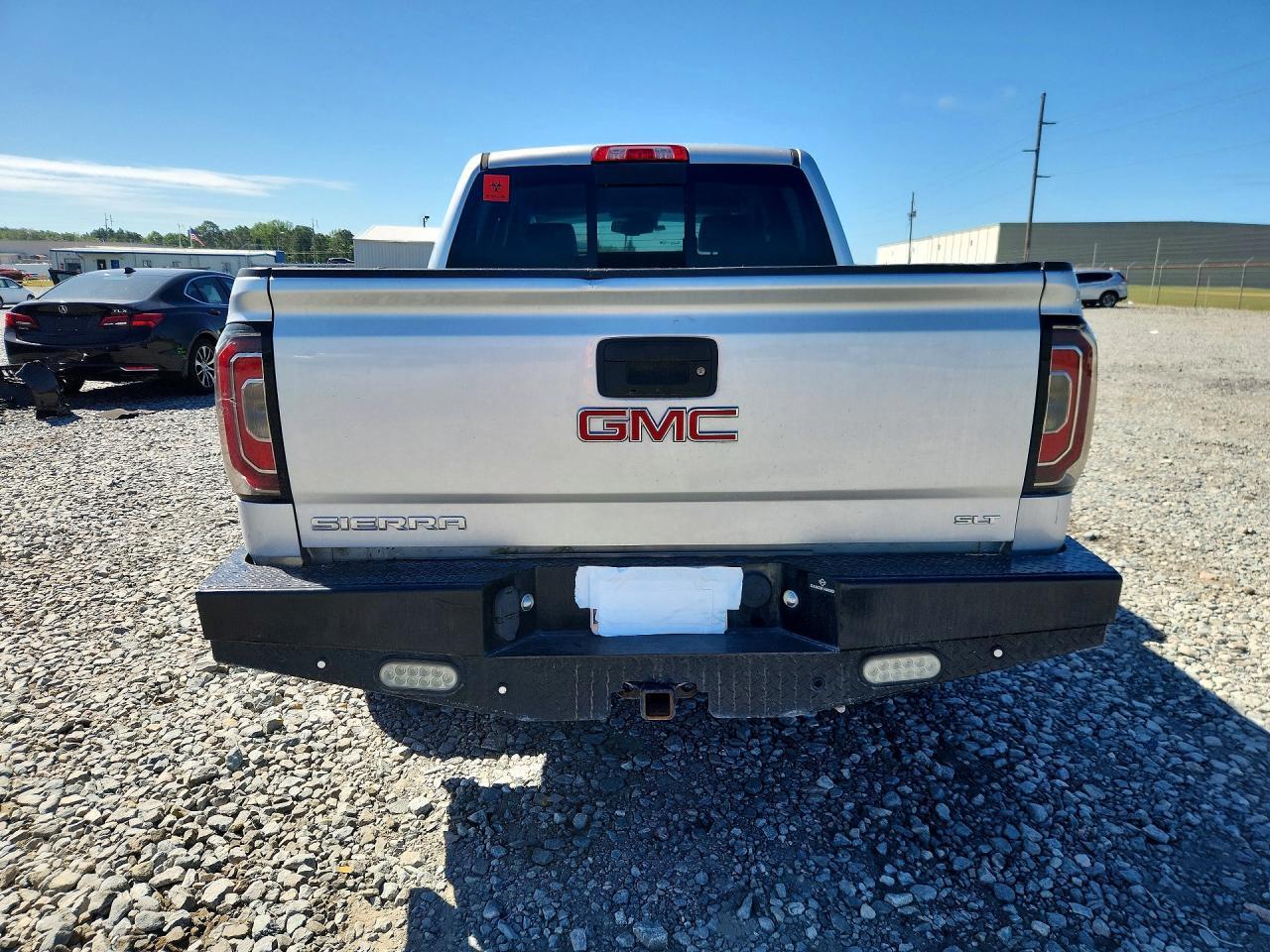 2018 GMC Sierra