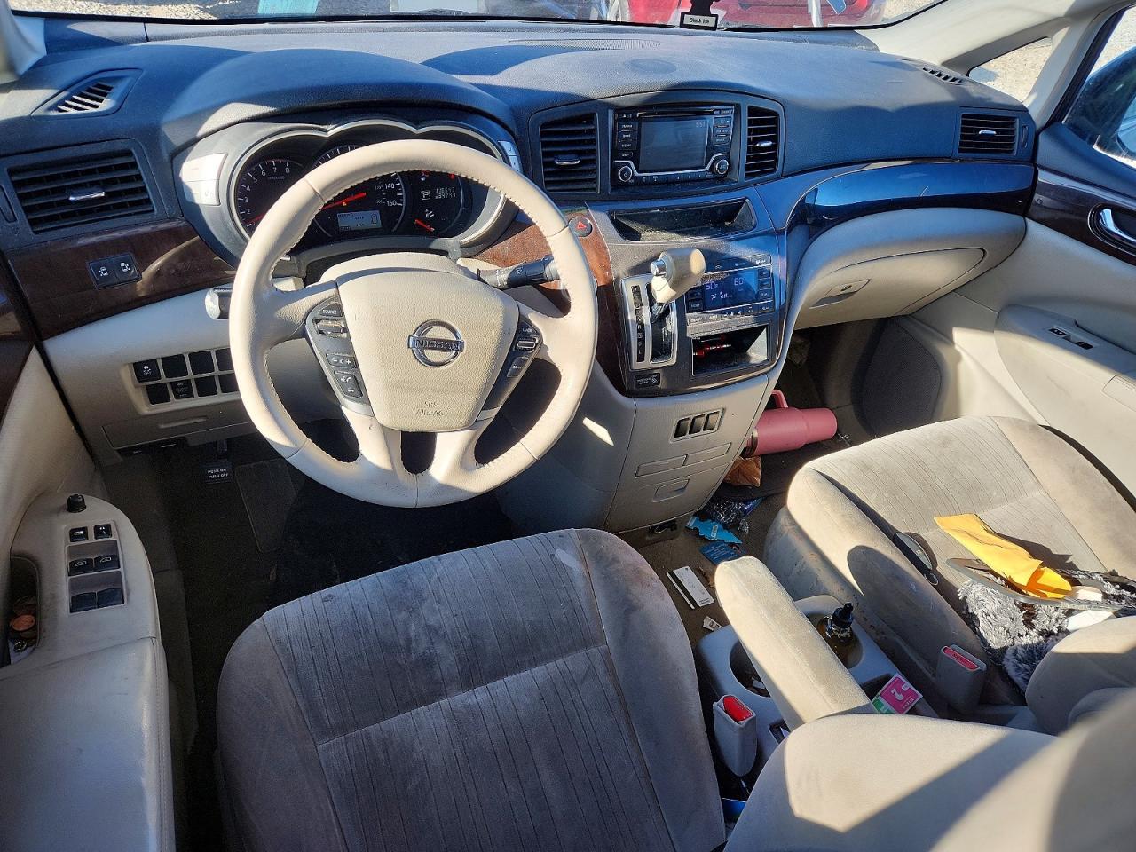 2017 NISSAN Quest