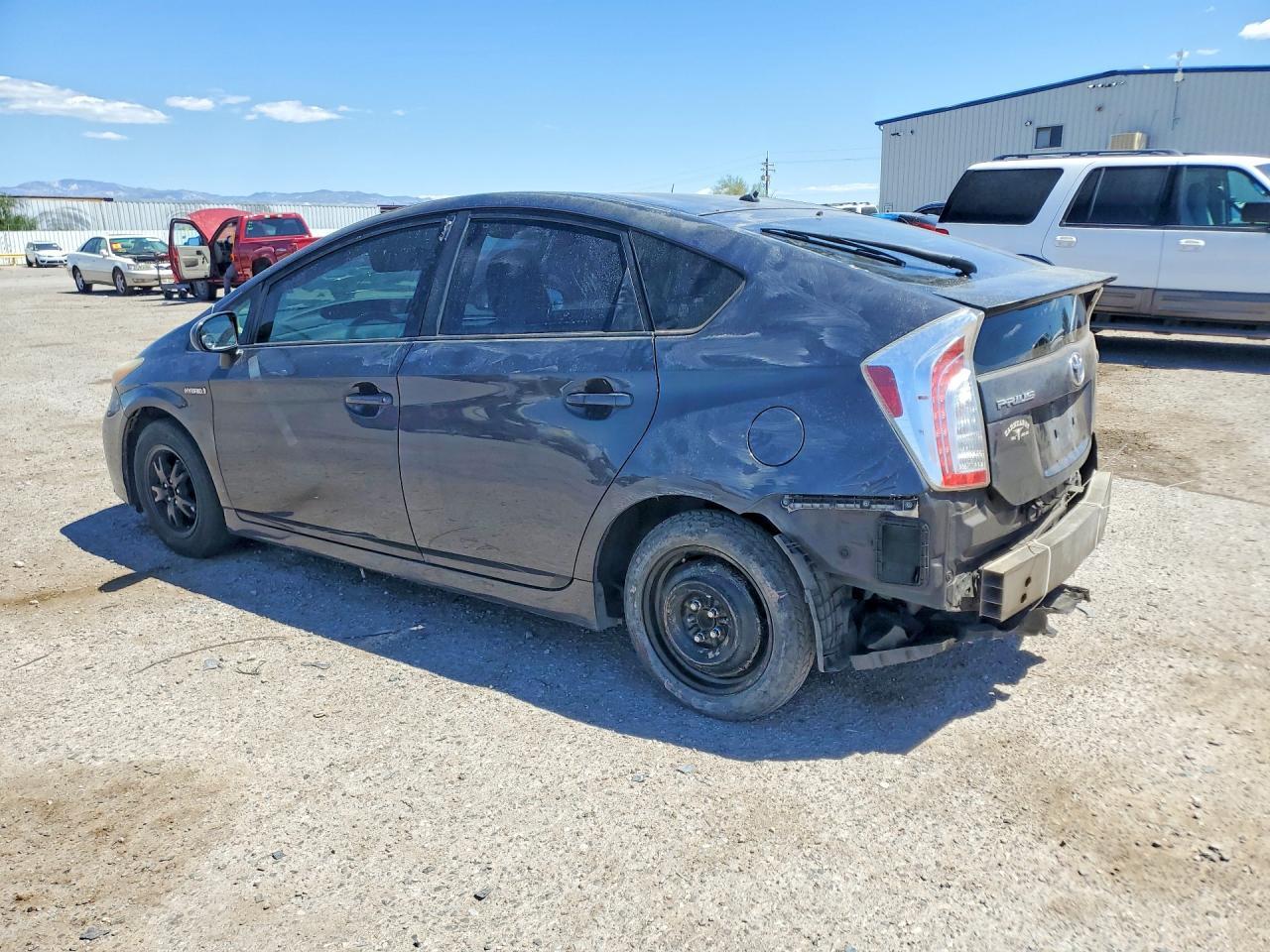 2013 TOYOTA PRIUS