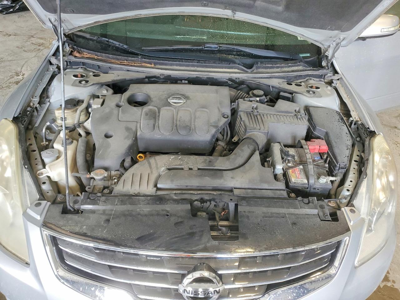 2010 NISSAN ALTIMA