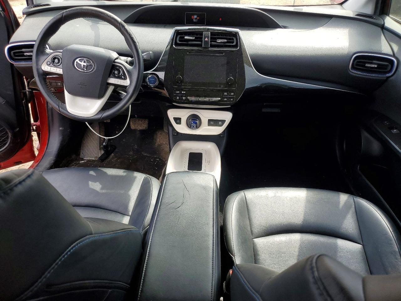 2016 TOYOTA PRIUS